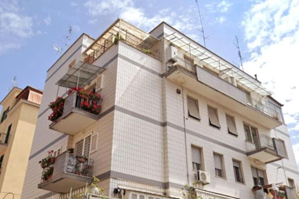 Hospitality And Comfort In Rome: E&E Casa Vacanze Exterior foto